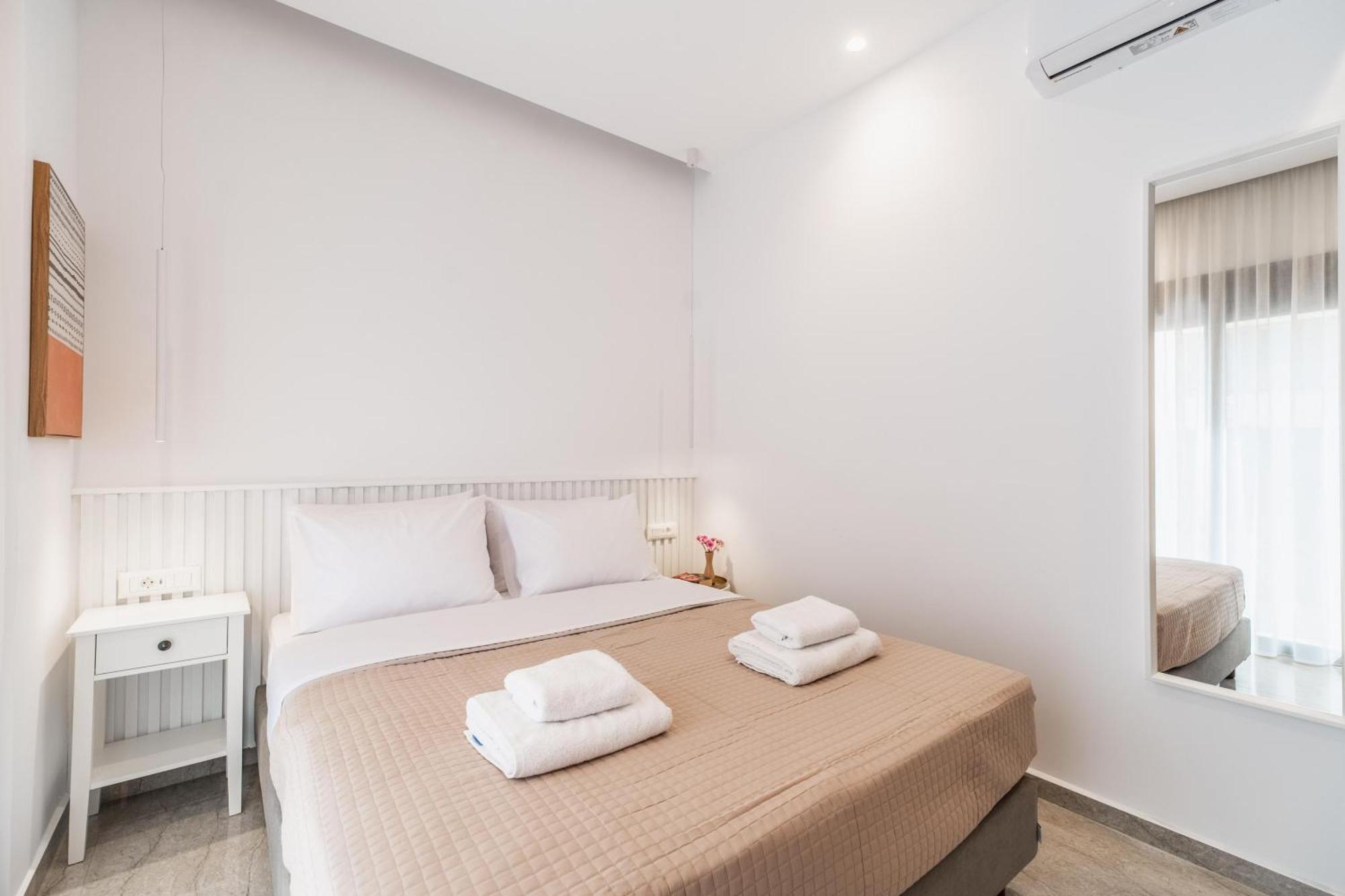 Margiani Studio & Apartment Hriszí Aktí Haniá Kültér fotó